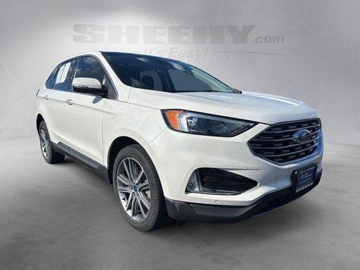 Star White Metallic Tri-Coat 2022 Ford Edge Titanium