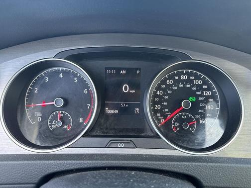 2017 Volkswagen Golf TSI Wolfsburg Edition 4-Door