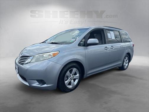 2015 Toyota Sienna LE