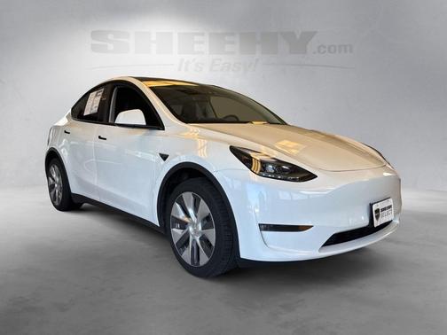 2024 Tesla Model Y Long Range Dual Motor All-Wheel Drive