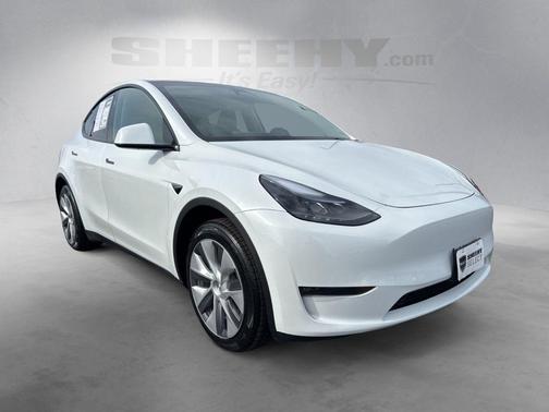 2024 Tesla Model Y Long Range Dual Motor All-Wheel Drive