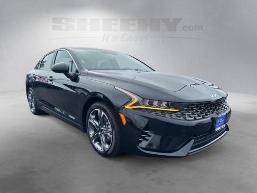 2022 Kia K5 LXS