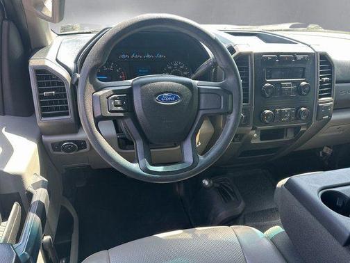 Oxford White 2017 Ford F-350 XL