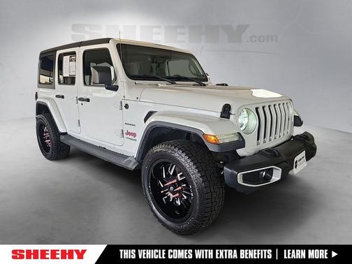 Bright White Clearcoat 2018 Jeep Wrangler Unlimited Sahara