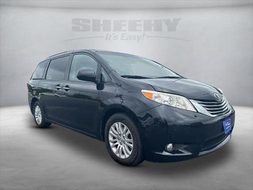 2017 Toyota Sienna XLE Premium