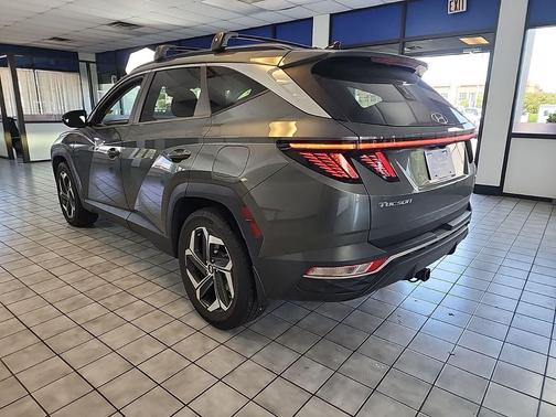 Amazon Gray 2022 Hyundai TUCSON SEL