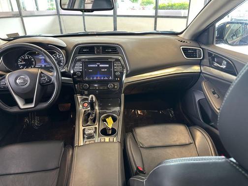 Deep Blue Pearl 2020 Nissan Maxima 3.5 SV