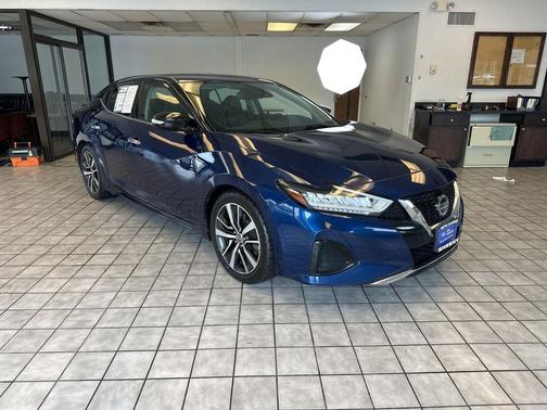 Deep Blue Pearl 2020 Nissan Maxima 3.5 SV