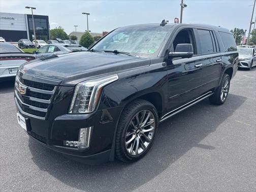 2019 Cadillac Escalade ESV Premium Luxury