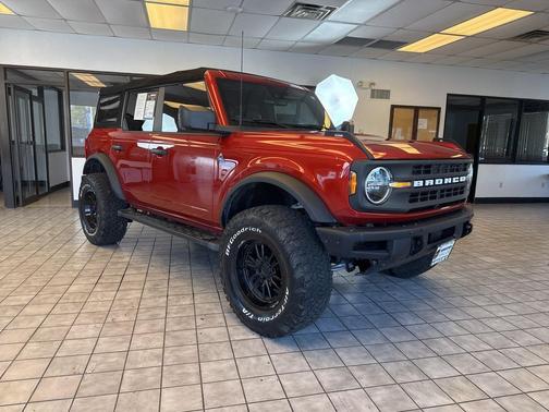 2022 Ford Bronco Black Diamond