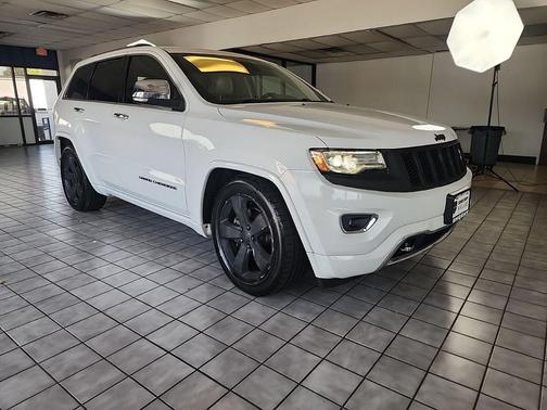 Bright White Clearcoat 2014 Jeep Grand Cherokee Overland