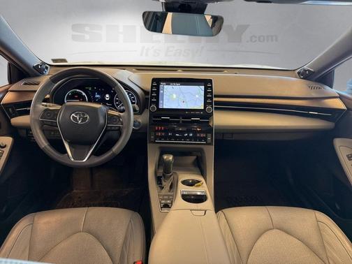 2022 Toyota Avalon Hybrid Limited