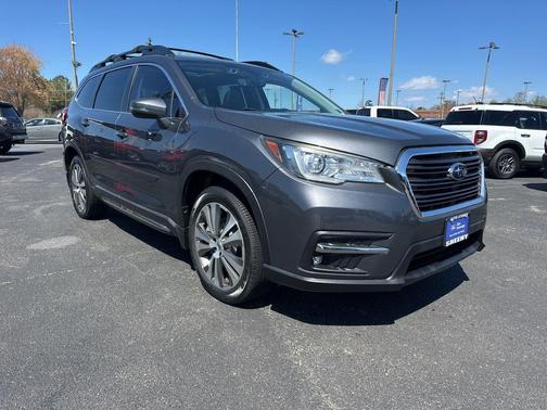 Magnetite Gray Metallic 2022 Subaru Ascent Limited 7-Passenger