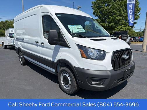 Oxford White 2026 Ford Transit-250 Base