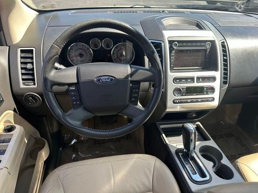 Ivory 2008 Ford Edge Limited