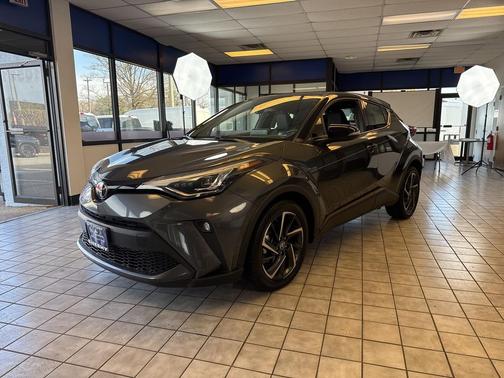 2022 Toyota C-HR Limited