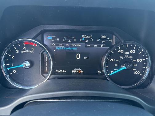 2022 Ford F-350 Lariat