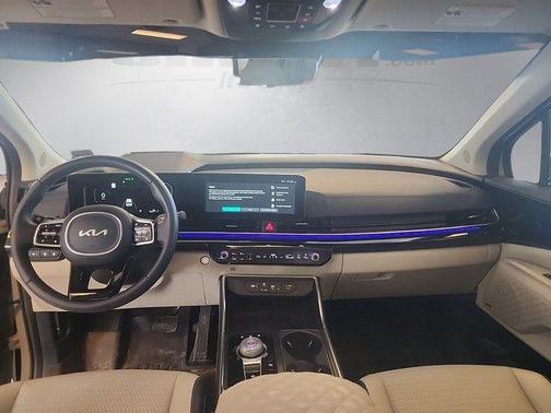 Ceramic Silver 2025 Kia Carnival Hybrid SX Prestige