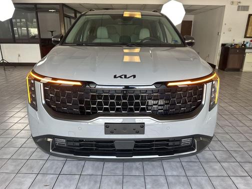 Ceramic Silver 2025 Kia Carnival Hybrid SX Prestige