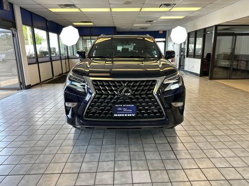 Mica 2022 Lexus GX 460 Premium
