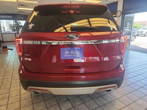 Ruby Red Metallic Tinted Clearcoat 2017 Ford Explorer XLT