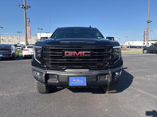 2025 GMC Sierra 1500 AT4X