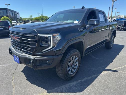 Onyx Black 2025 GMC Sierra 1500 AT4X