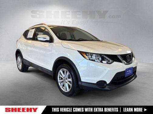 Pearl White Tricoat 2019 Nissan Rogue Sport SV