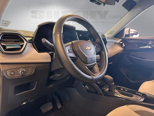 Summit White 2024 Chevrolet Trailblazer LT