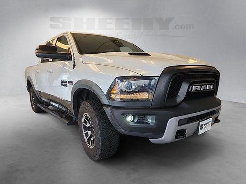 Bright White Clearcoat 2016 RAM 1500 Rebel