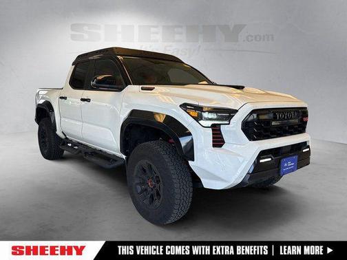 Ice Cap w/Black Roof 2024 Toyota Tacoma Hybrid TRD Pro