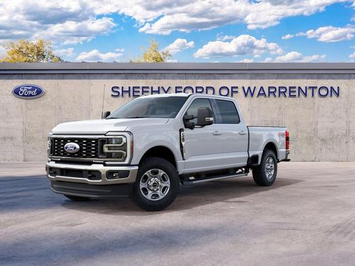 Oxford White 2027 Ford F-250 XLT