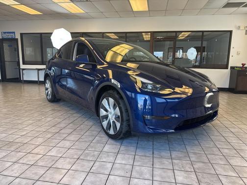 2023 Tesla Model Y Long Range Dual Motor All-Wheel Drive