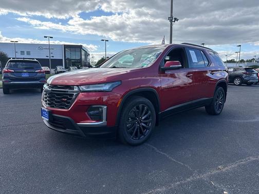 2022 Chevrolet Traverse RS