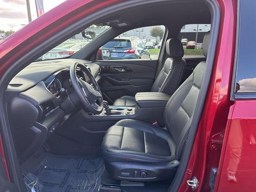 2022 Chevrolet Traverse RS