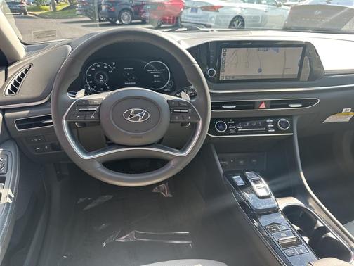 2021 Hyundai SONATA Limited