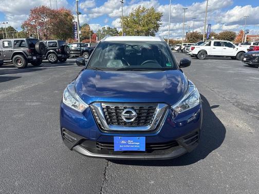2019 Nissan Kicks SV