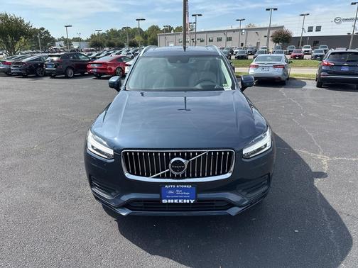 2021 Volvo XC90 T5 Momentum