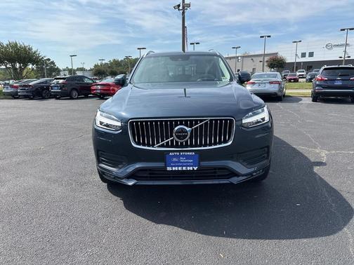 2021 Volvo XC90 T5 Momentum