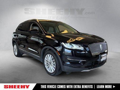 Infinite Black Metallic 2019 Lincoln MKC Standard