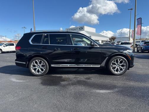 2021 BMW X7 xDrive40i