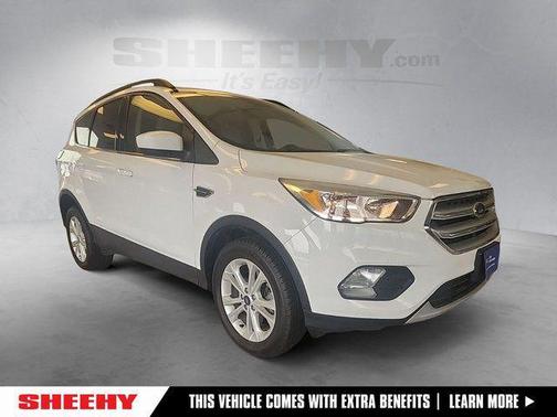Oxford White 2018 Ford Escape SE