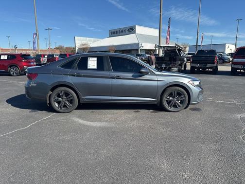 2022 Volkswagen Jetta 1.5T SE