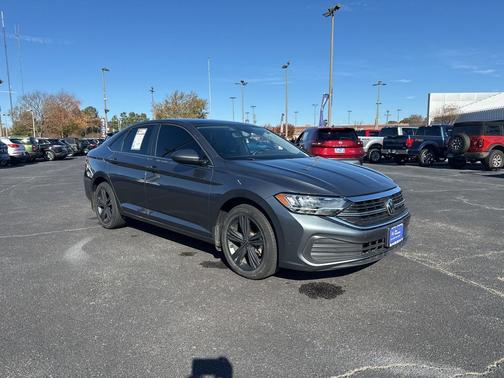 2022 Volkswagen Jetta 1.5T SE