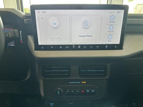 Space White Metallic 2025 Ford Maverick XLT