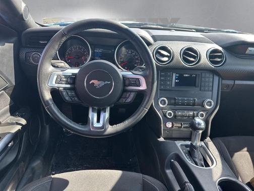 2021 Ford Mustang EcoBoost