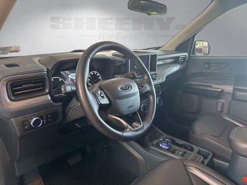 Carbonized Gray Metallic 2024 Ford Maverick Lariat