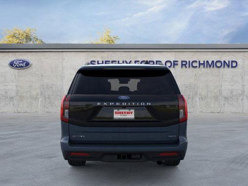 Stone 2026 Ford Expedition Max Active 4x4