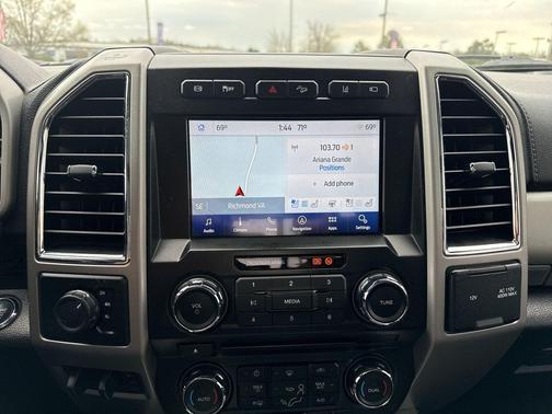 Magnetic Metallic 2018 Ford F-350 Lariat