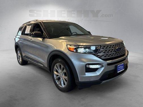 Iconic Silver Metallic 2022 Ford Explorer Limited